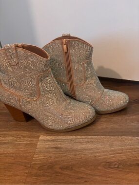 Embellished Western Bootie (WW) size 10W